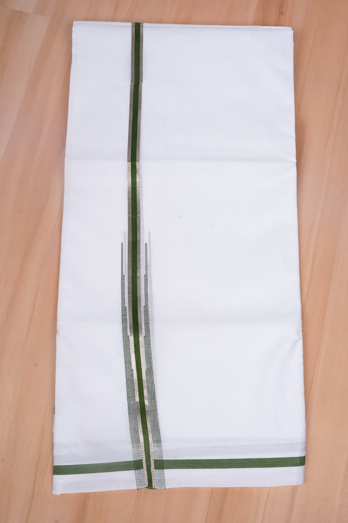 SMART KARA CHUTY W/D DHOTI 4.00 MTR - Green