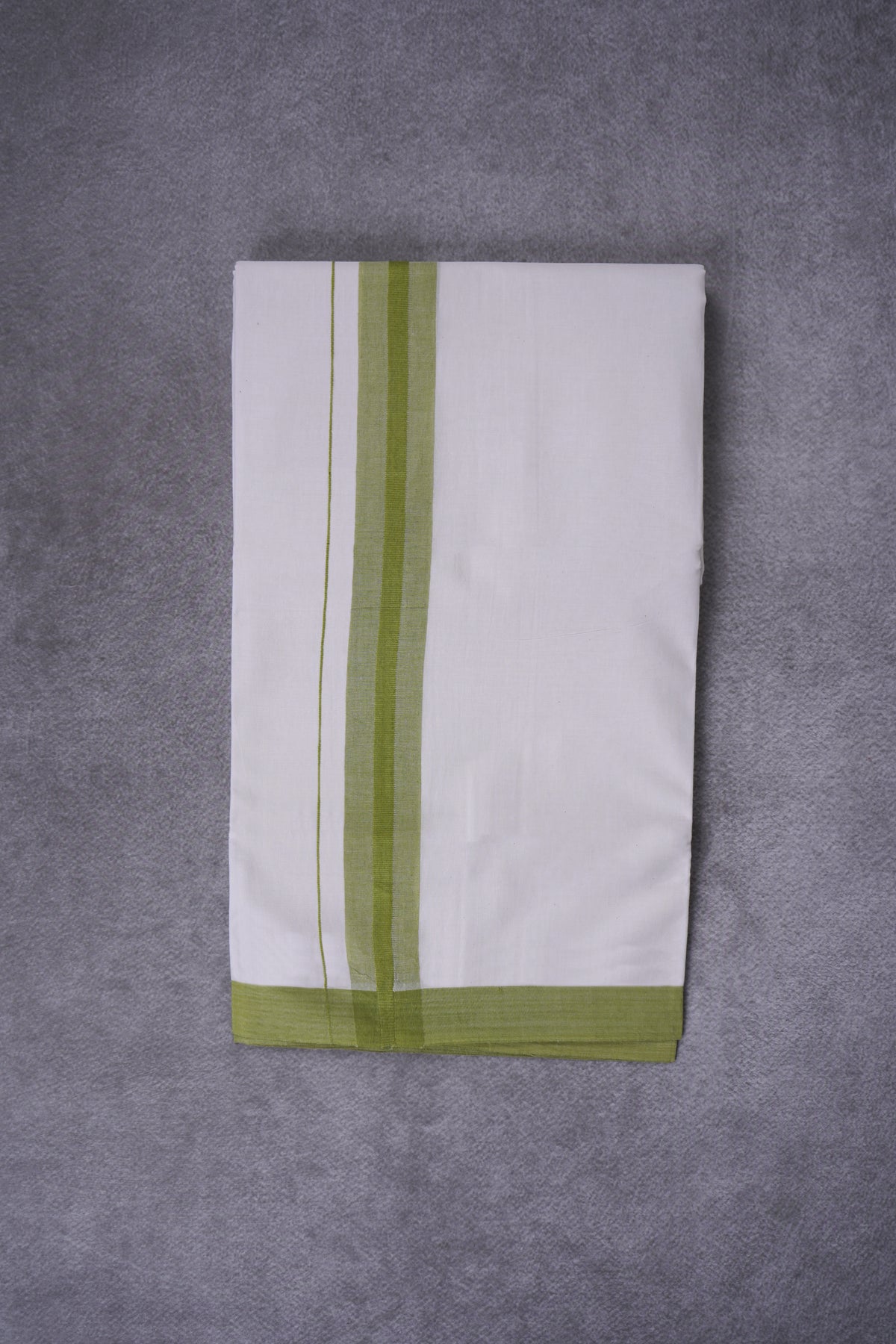 KERALOOM FINISH COTTON 326 W/D DHOTI 3.80 MTR - Green