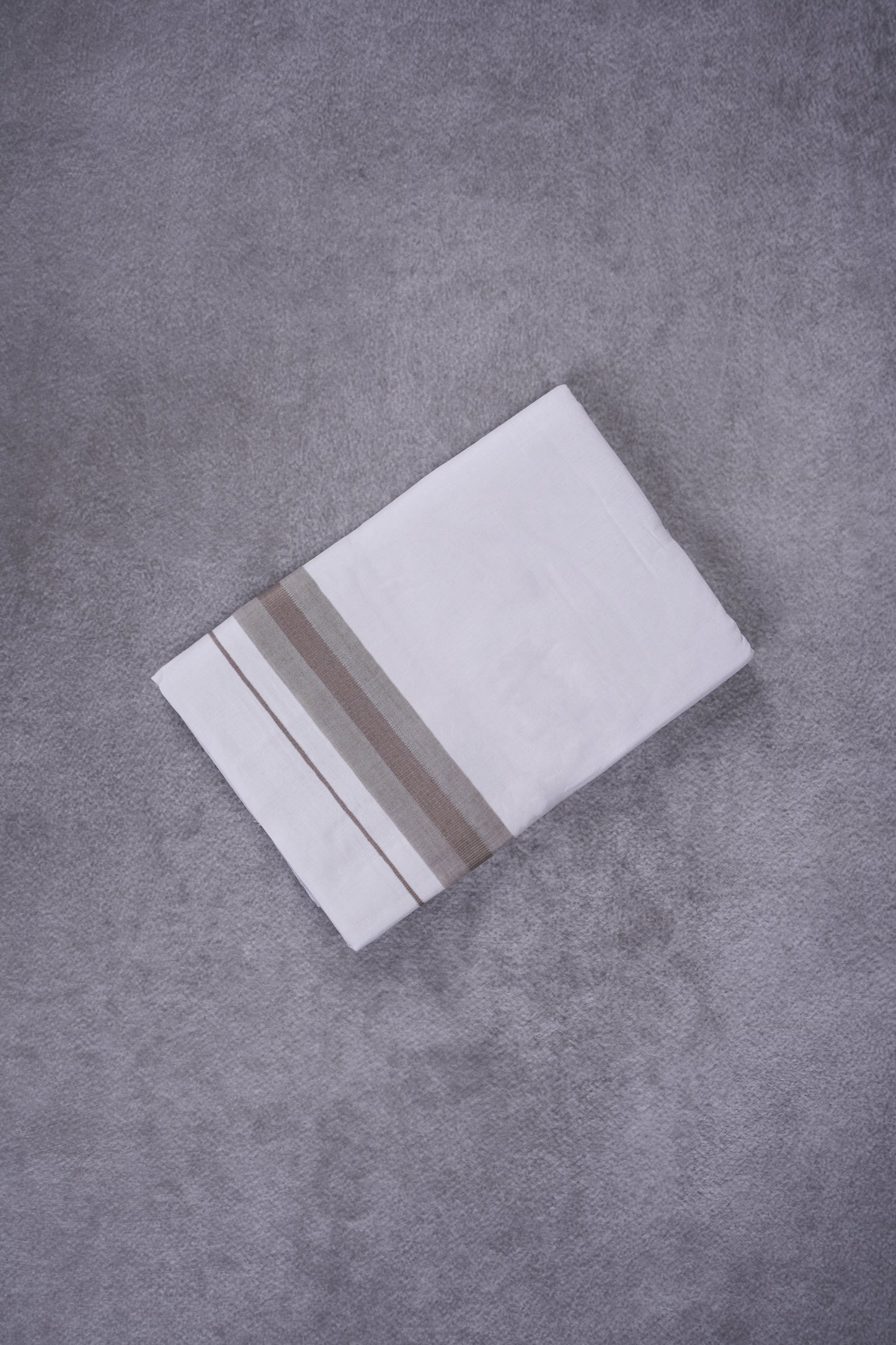 KERALOOM FINISH COTTON 326 W/D DHOTI 3.80 MTR - Light Gray