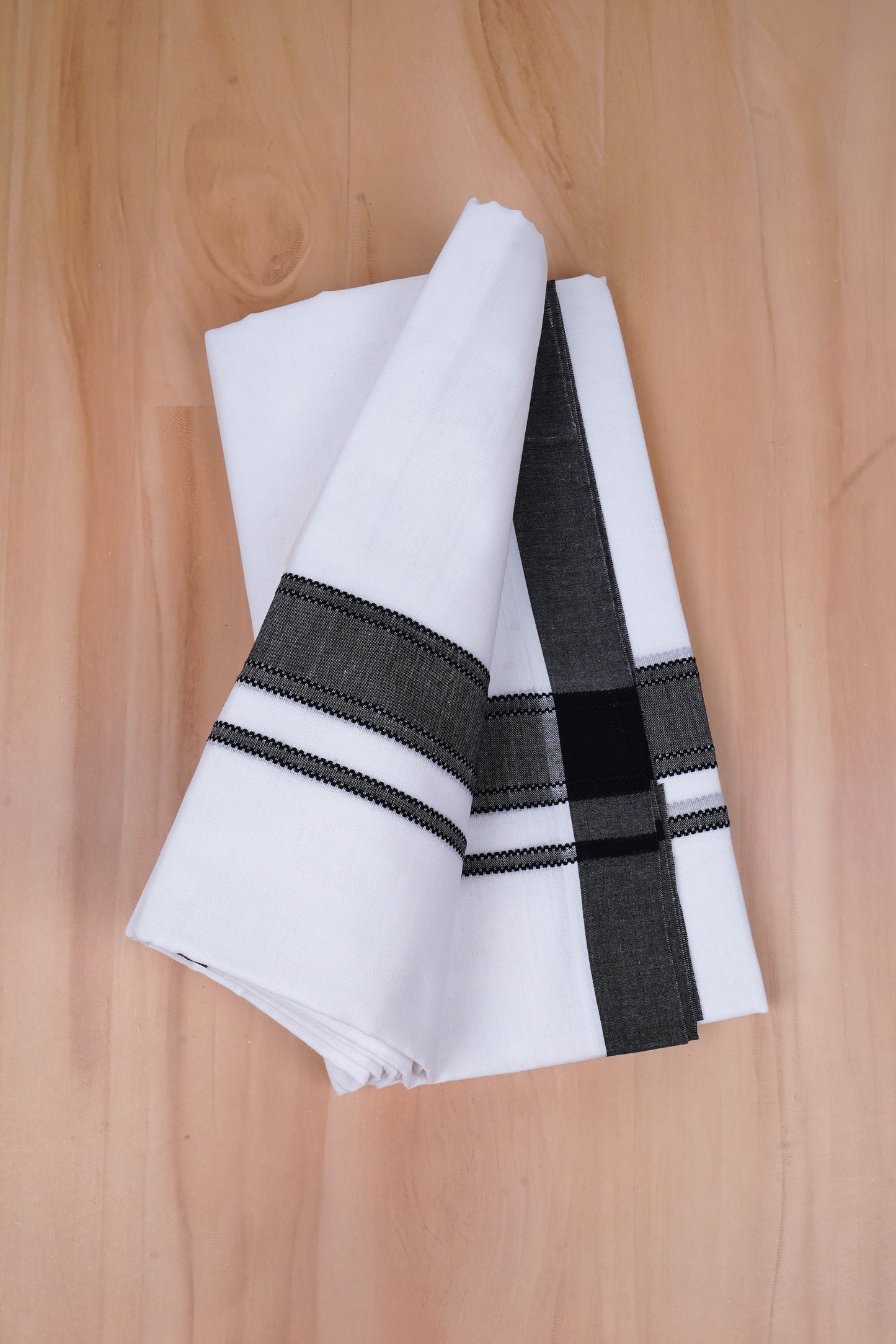 425FD-02 W/D DHOTI 4.25 MTR- Black