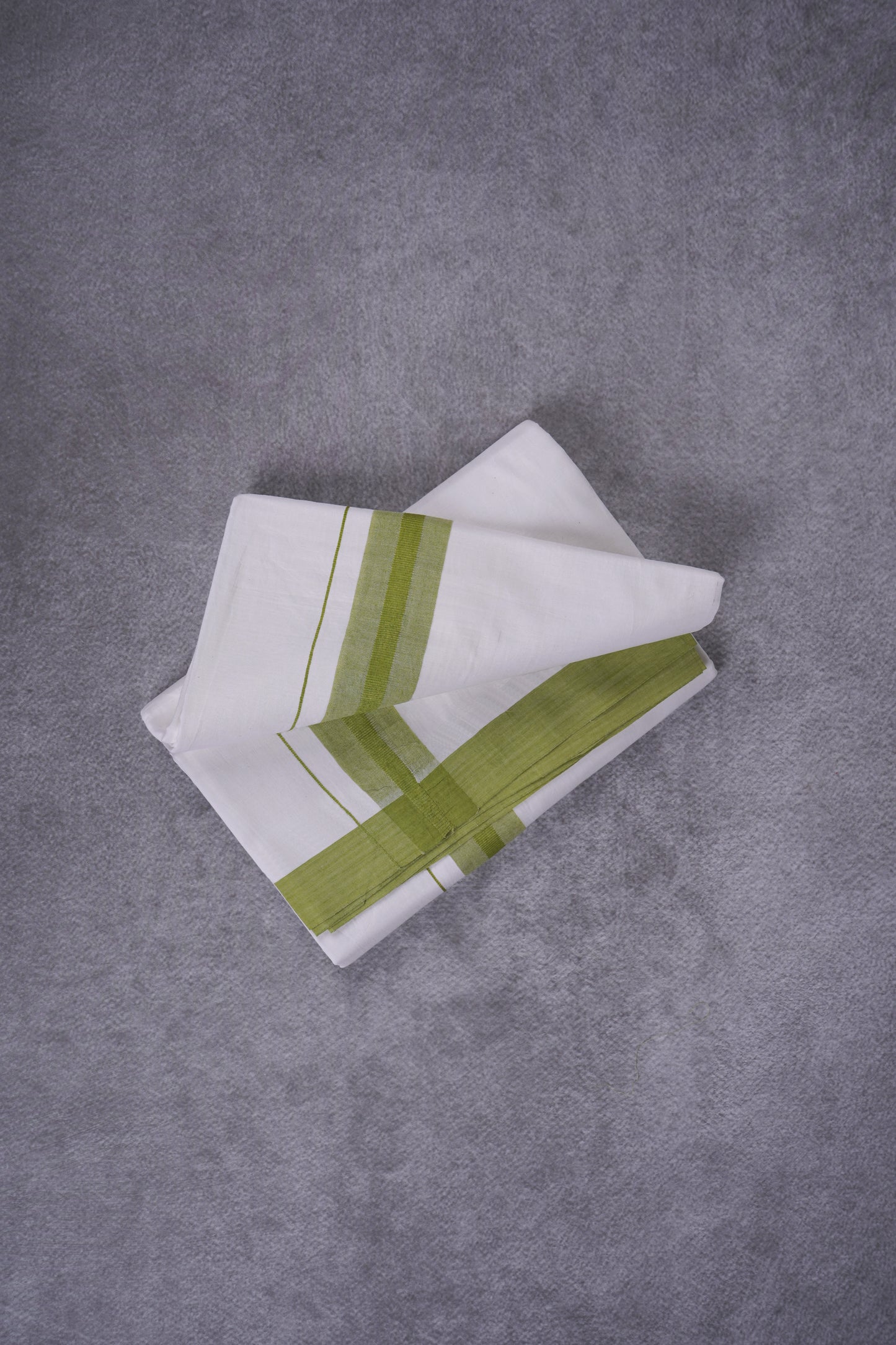KERALOOM FINISH COTTON 326 W/D DHOTI 3.80 MTR - Green