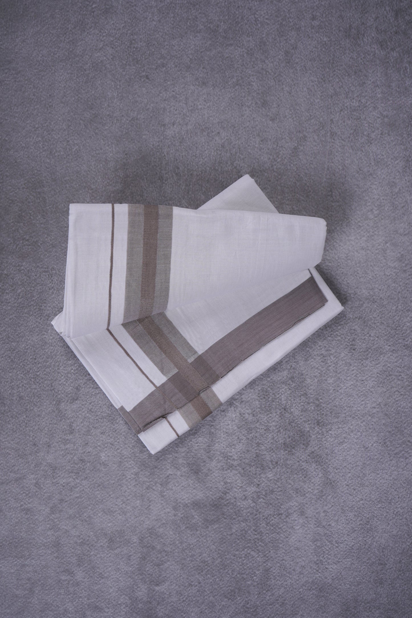 KERALOOM FINISH COTTON 326 W/D DHOTI 3.80 MTR - Light Gray