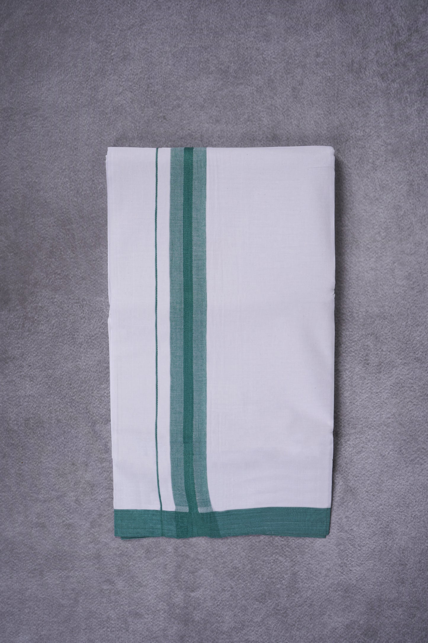 KERALOOM FINISH COTTON 326 W/D DHOTI 3.80 MTR - Dark Green