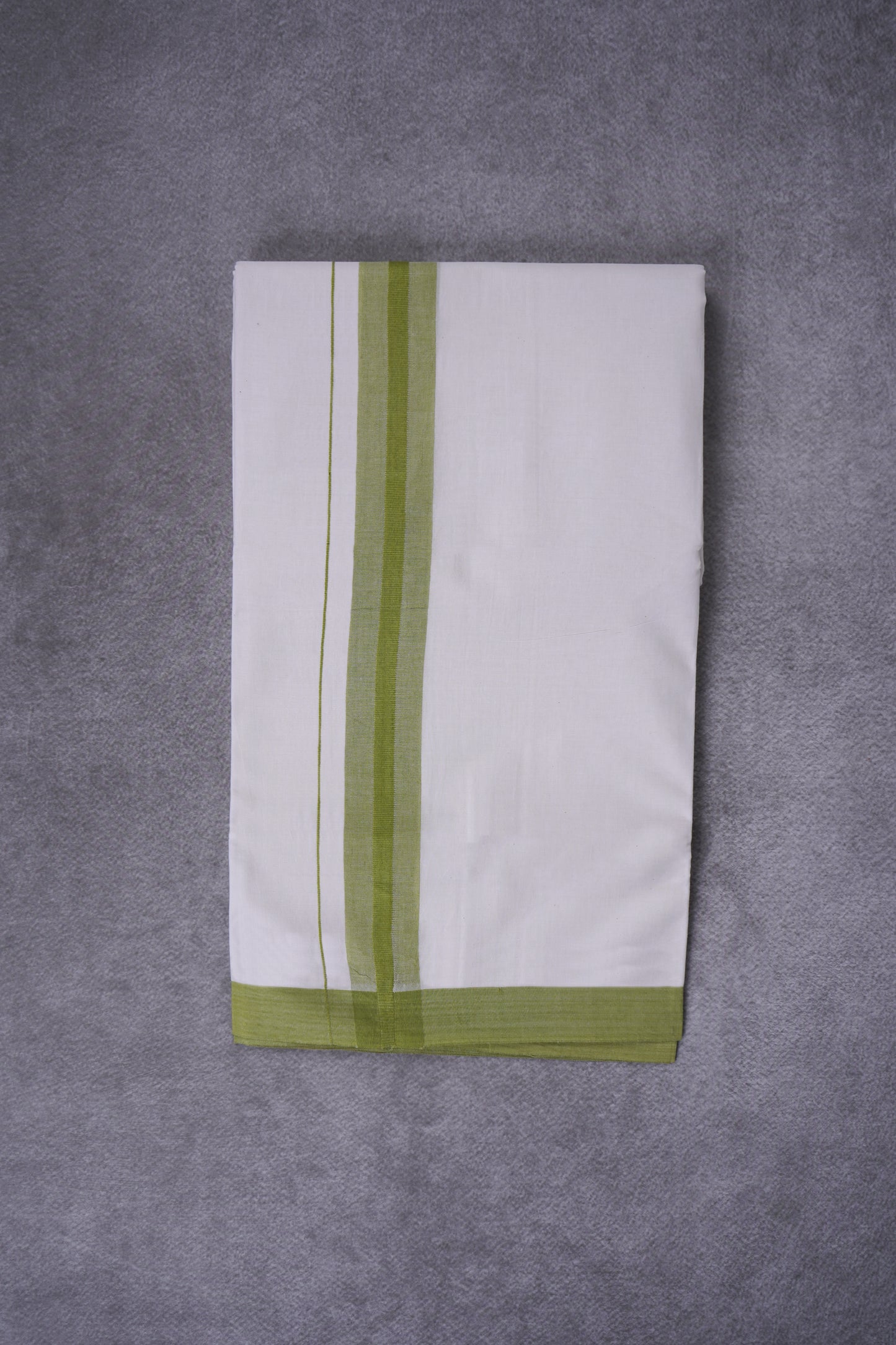KERALOOM FINISH COTTON 326 W/D DHOTI 3.80 MTR - Green