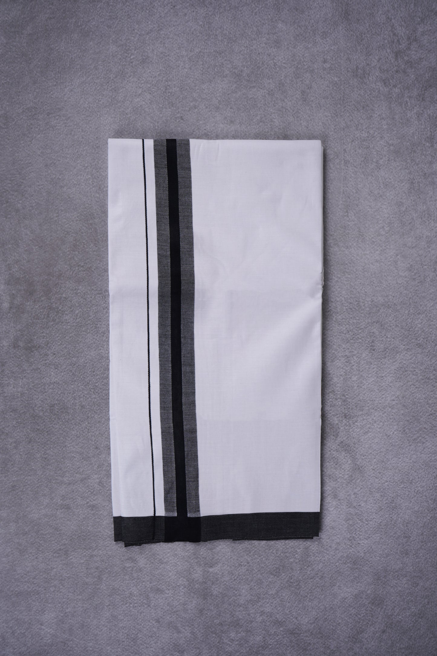 KERALOOM FINISH COTTON 326 W/D DHOTI 3.80 MTR - Black
