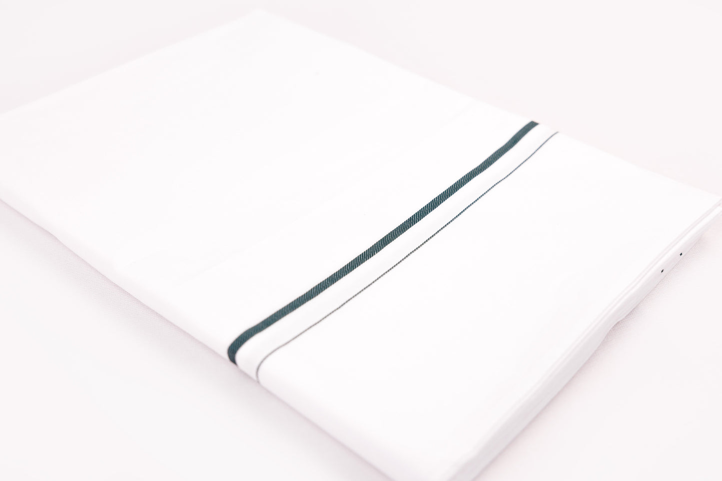 WHITE SINGLE DHOTHIE SMALL COTTON GREEN BORDER FOR MEN 