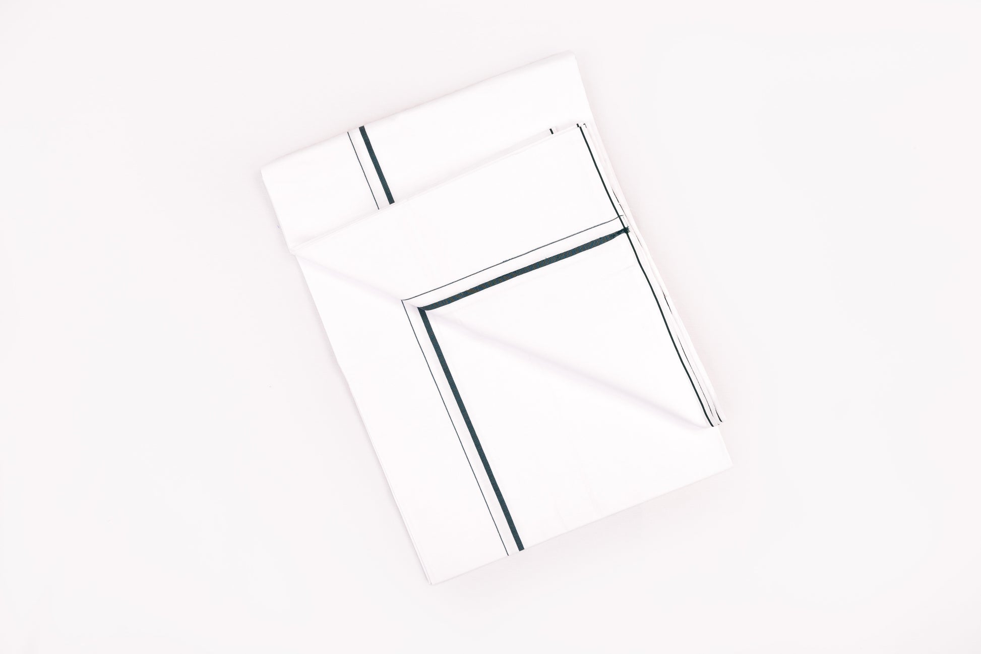 WHITE SINGLE DHOTHIE SMALL COTTON BORDER FOR MEN 