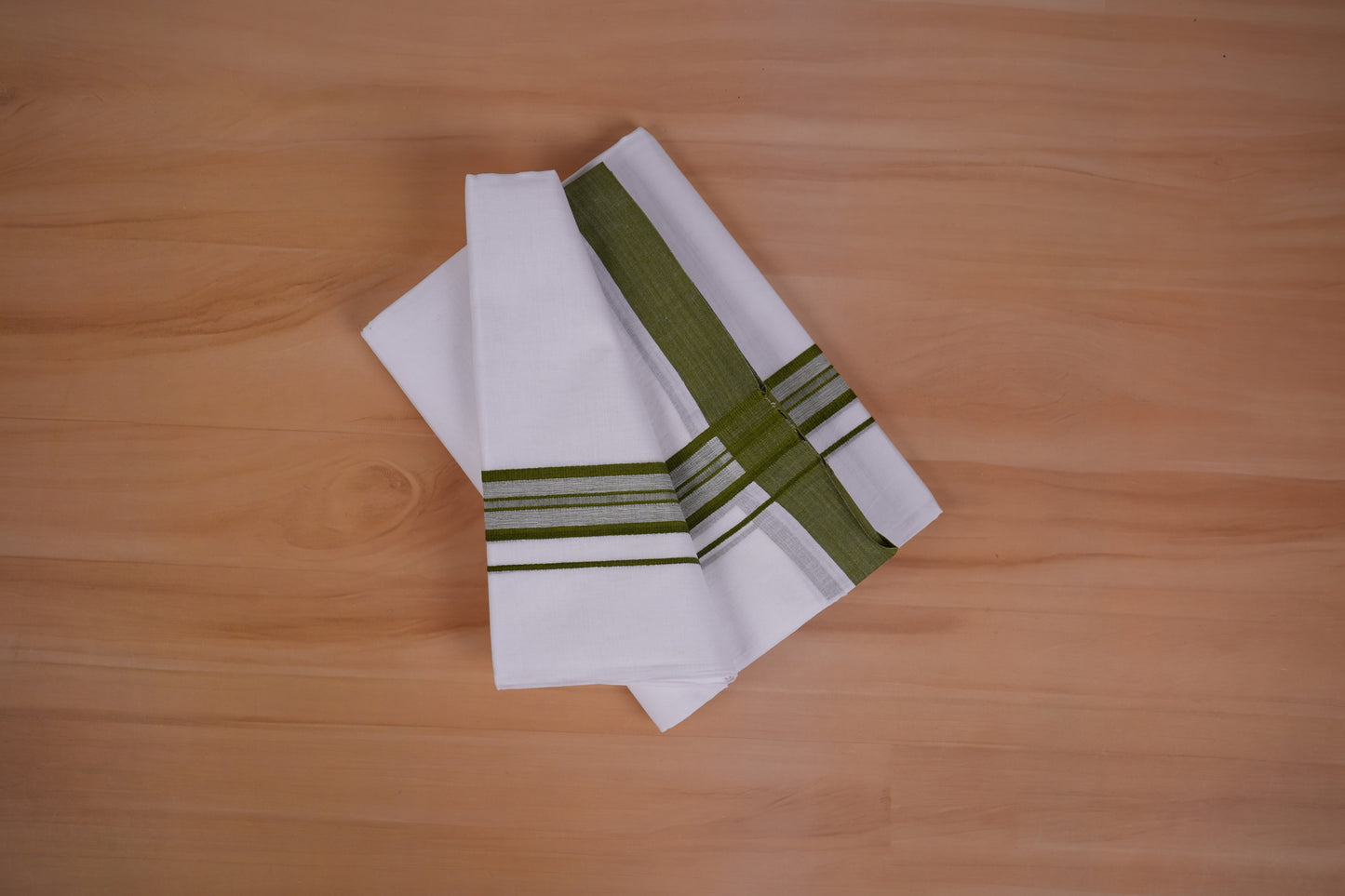 FEATHER FINISH COTTON 4012 W/D DHOTHIE 3.80 MTR - GREEN
